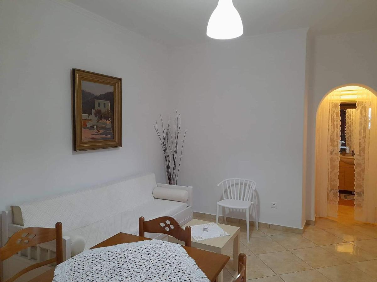 Matilda Milos - Cycladic Living Appartement Triovasálos Buitenkant foto