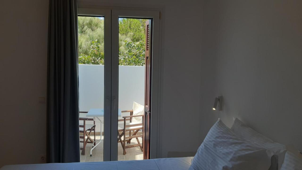 Matilda Milos - Cycladic Living Appartement Triovasálos Buitenkant foto
