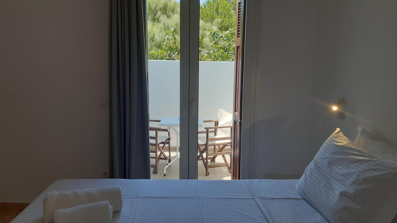 Matilda Milos - Cycladic Living Appartement Triovasálos Buitenkant foto