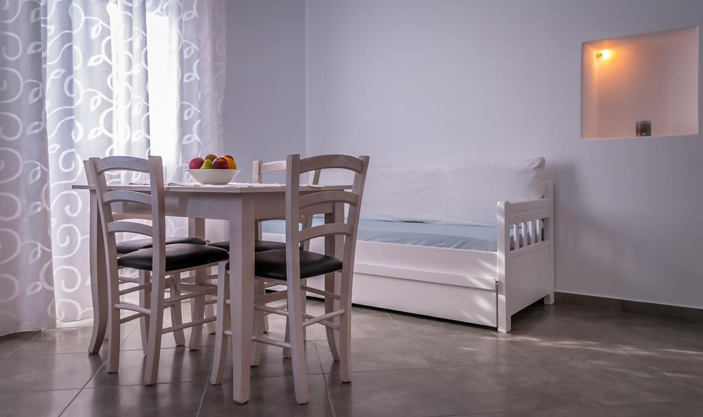 Matilda Milos - Cycladic Living Appartement Triovasálos Buitenkant foto
